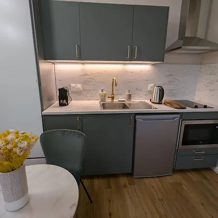 Appartement, A Proximite Du Chateau Versay